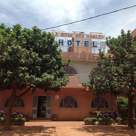 Hotel La Rose Des Sables Ouagadougou Exterior foto