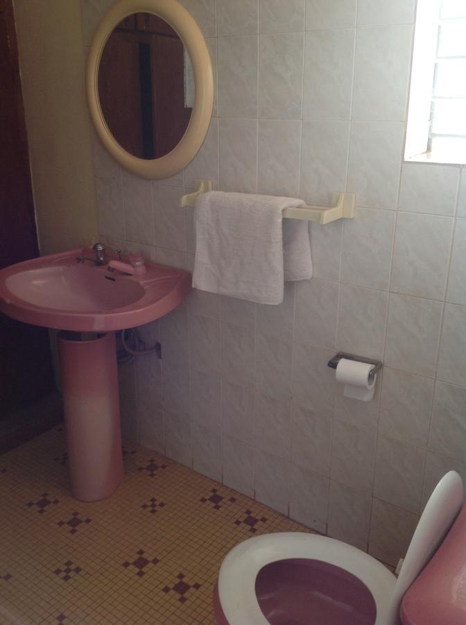 Hotel La Rose Des Sables Ouagadougou Exterior foto